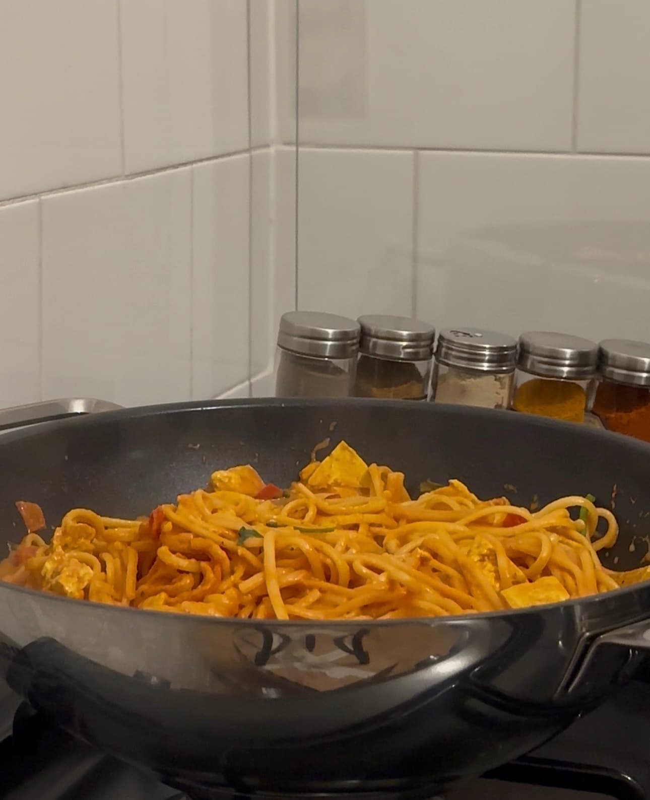 Romige kokos tofu linguine